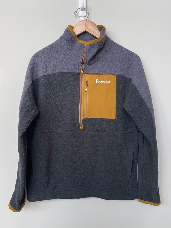 cotopaxi Tops - Cotopaxi | Abrazo Fleece Pullover Half Zip
Gorpcore Outdoors Hiking